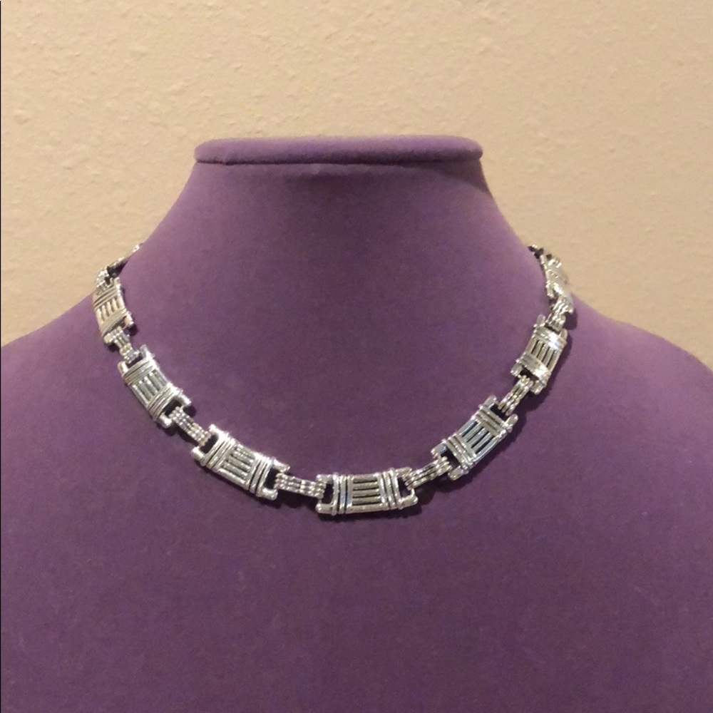 Premier Design Ivy League necklace